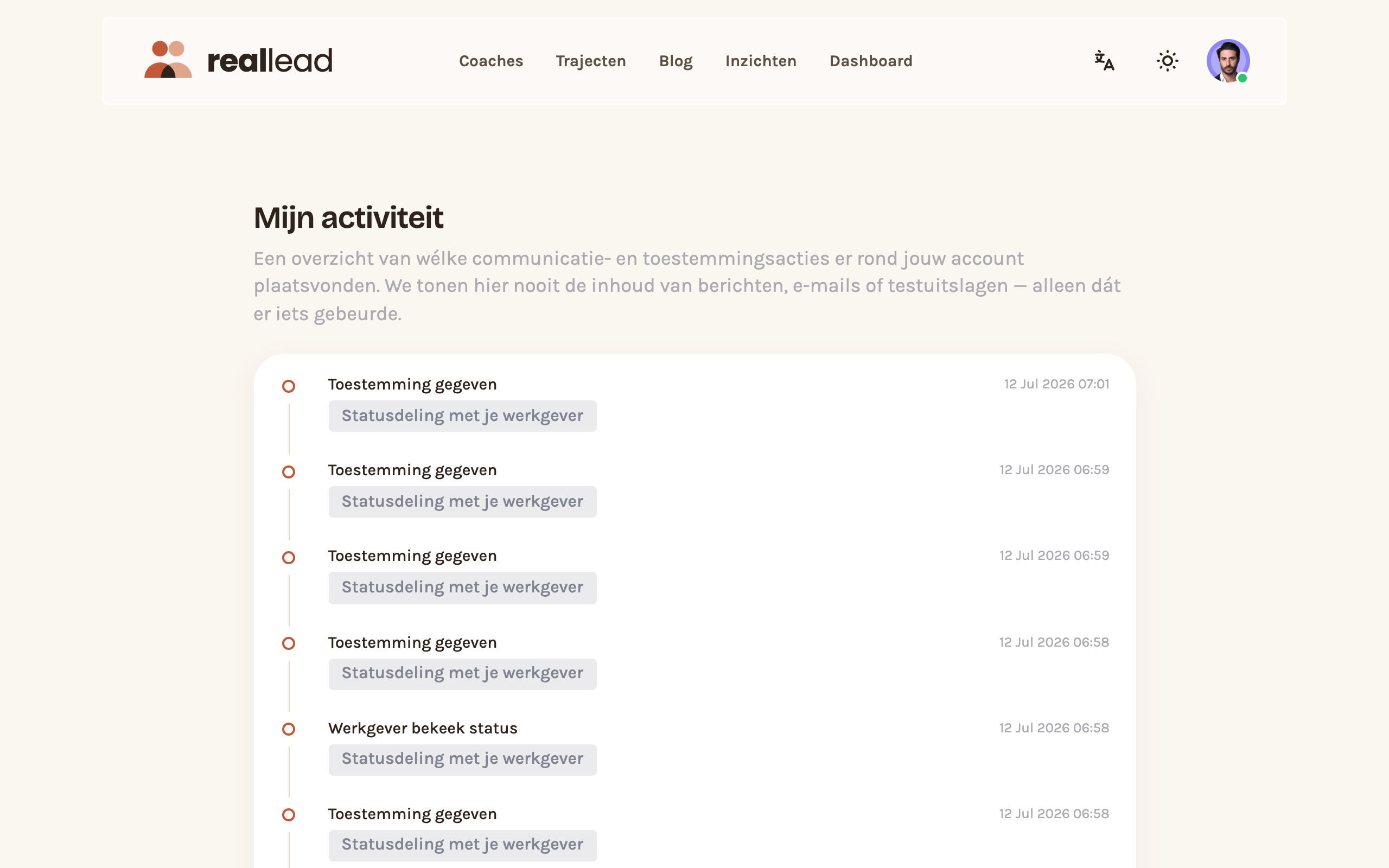 Activiteitenoverzicht van de medewerker met een regel 'Werkgever heeft je status opgevraagd, 3 juli 14:12', zonder inhoud.